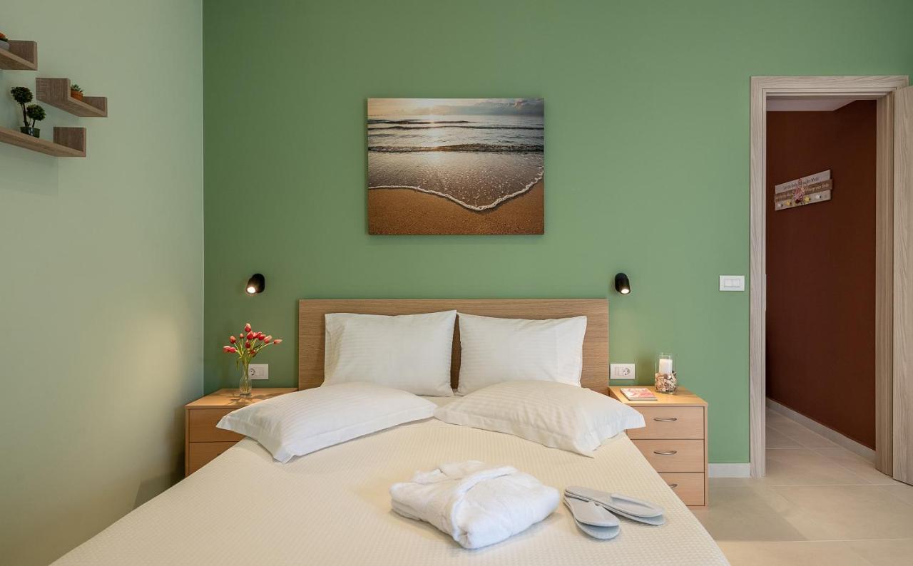 M City Apartments 100M From The Beach Chania  Ngoại thất bức ảnh