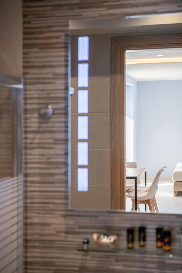 M City Apartments 100M From The Beach Chania  Ngoại thất bức ảnh