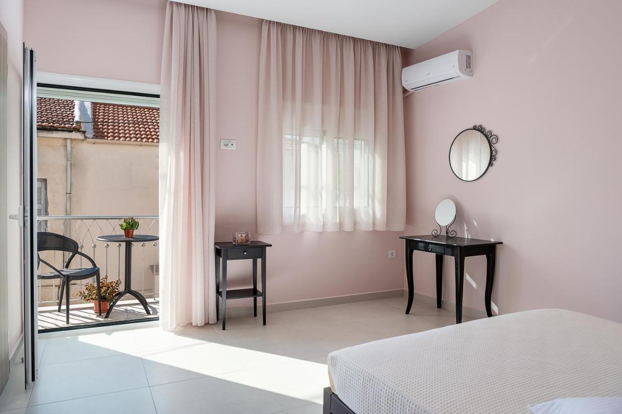 M City Apartments 100M From The Beach Chania  Ngoại thất bức ảnh