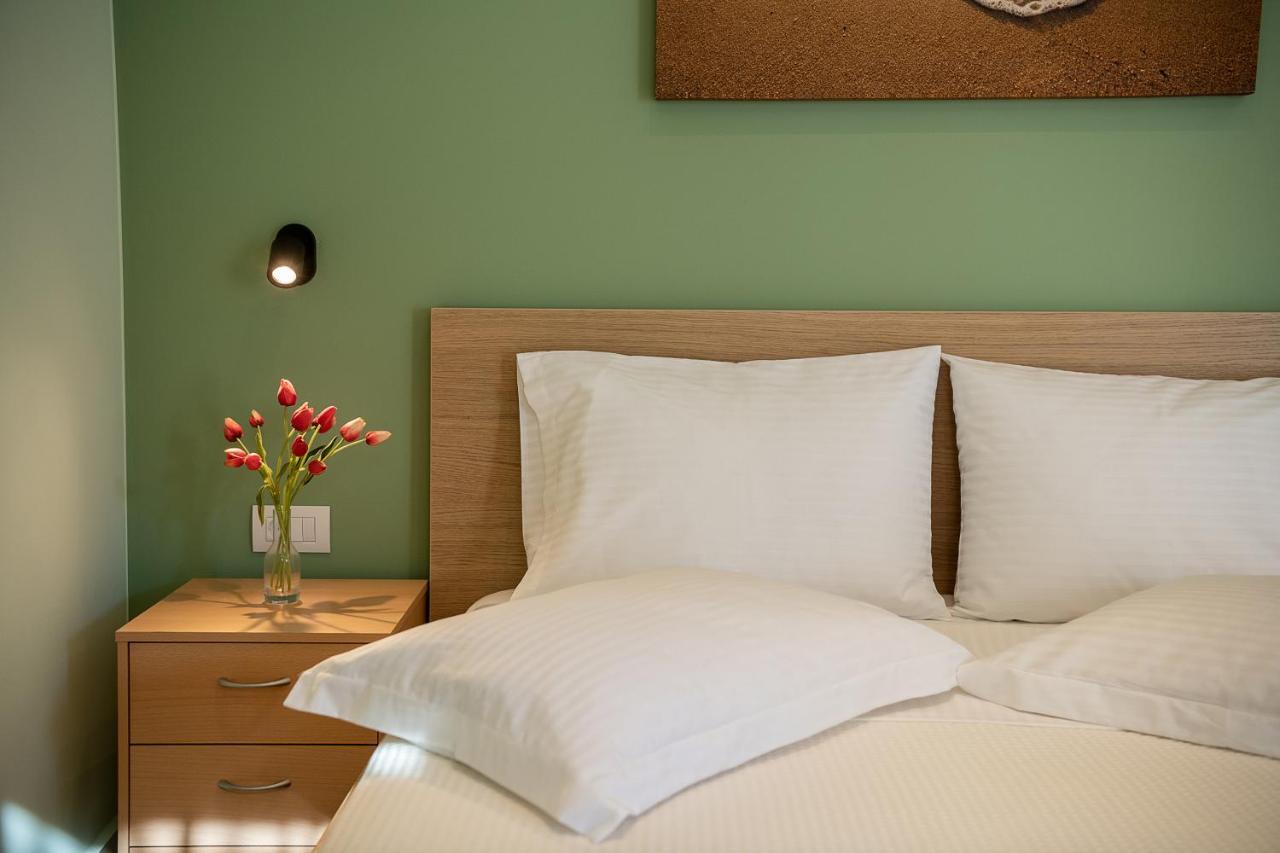 M City Apartments 100M From The Beach Chania  Ngoại thất bức ảnh